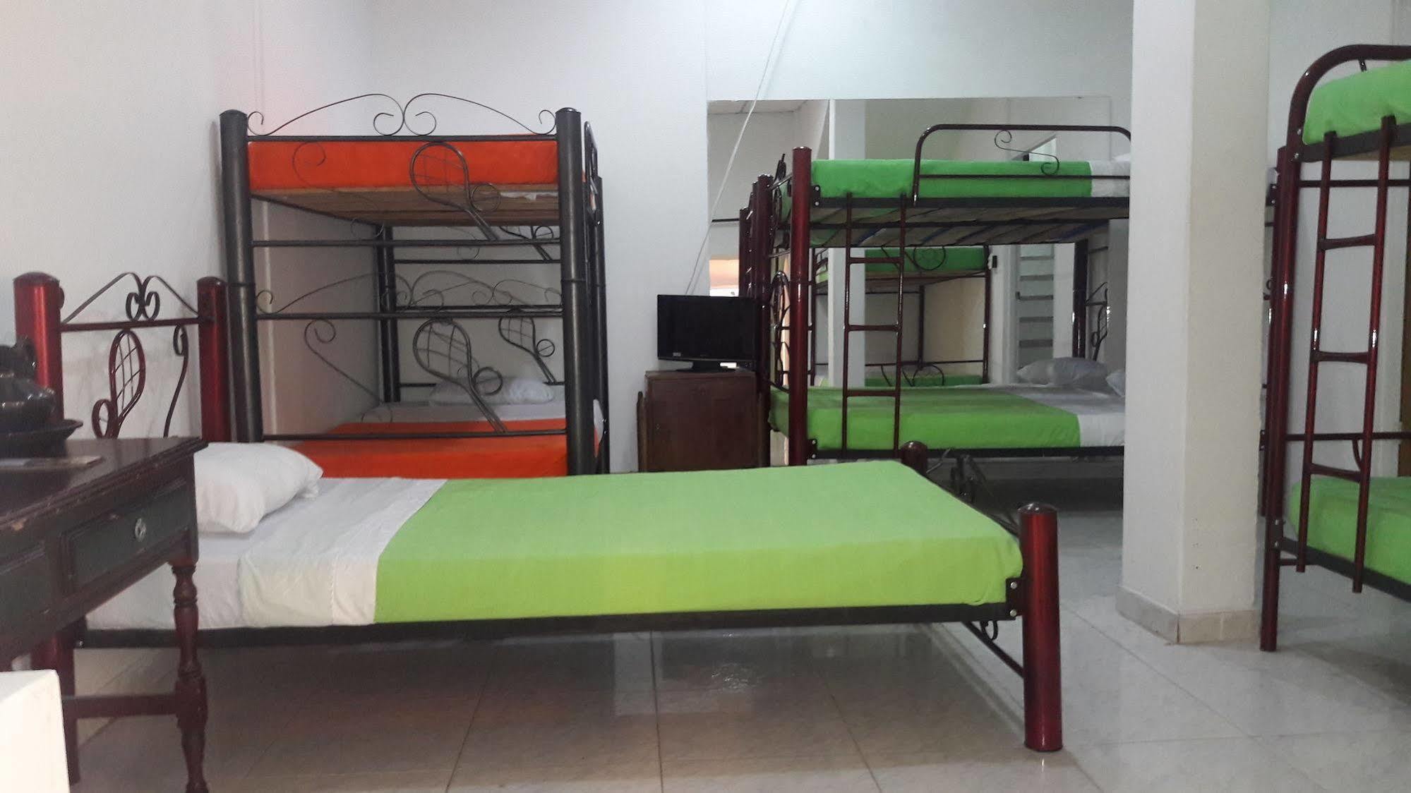 Hostal Deluxe Santander Manizales Esterno foto